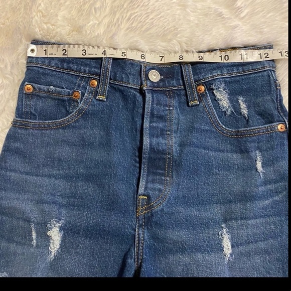 ❗️SOLD❗️NWT Levi’s Ribcage Shorts - Charleston Chill - Picture 4 of 9